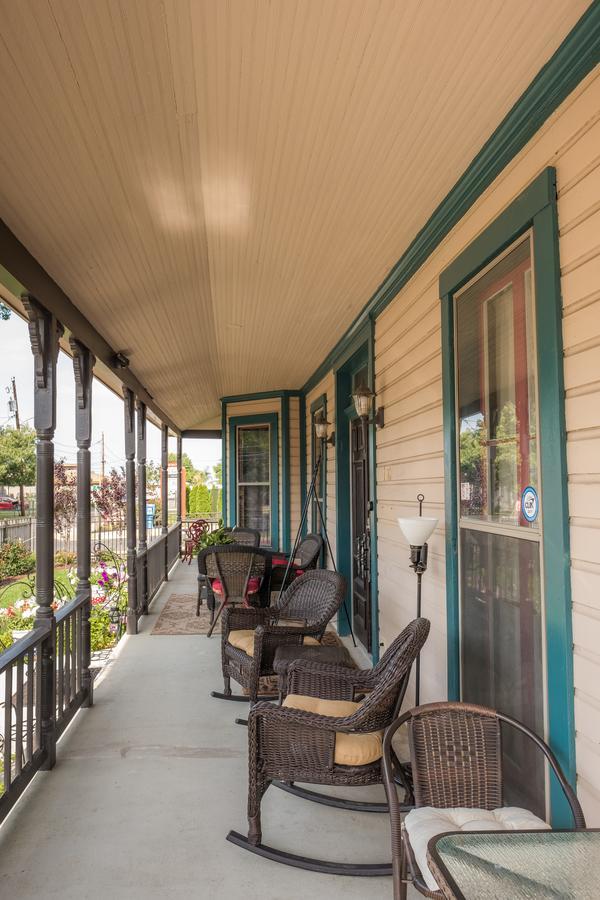 Dennison Street Inn, B&B Colonial Beach Exterior foto